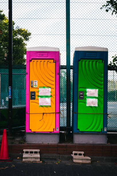 Best Portable toilet rental cost  in Leslie, MI